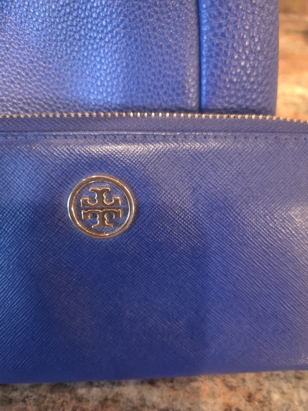 Tory Burch Cobalt Blue Leather Shoulder Bag with Matching Wallet - Picture 2 of 10
